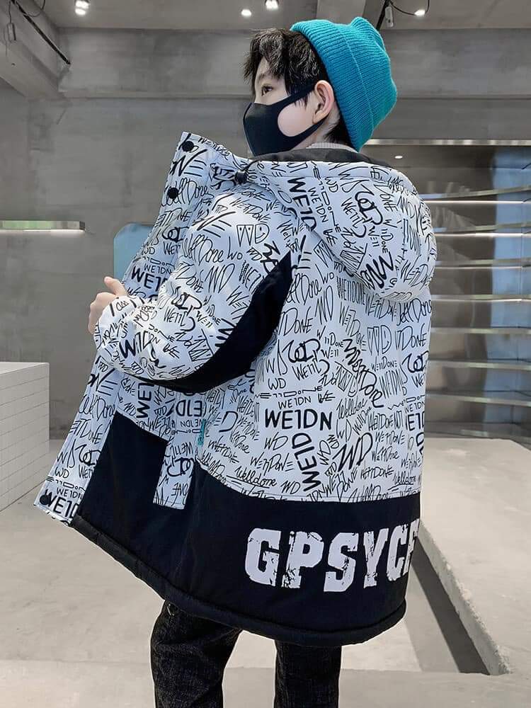 รหัส 0581 เสื้อกันหนาวเด็ก ขนเป็ดลายอักษร สีดำ