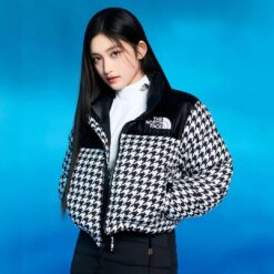 รหัส 0600 The North Face W'S NOVELTY NUPTSE SHORT JACKET  MATT BLACK  ชิโนริ (NJ1DP98A)