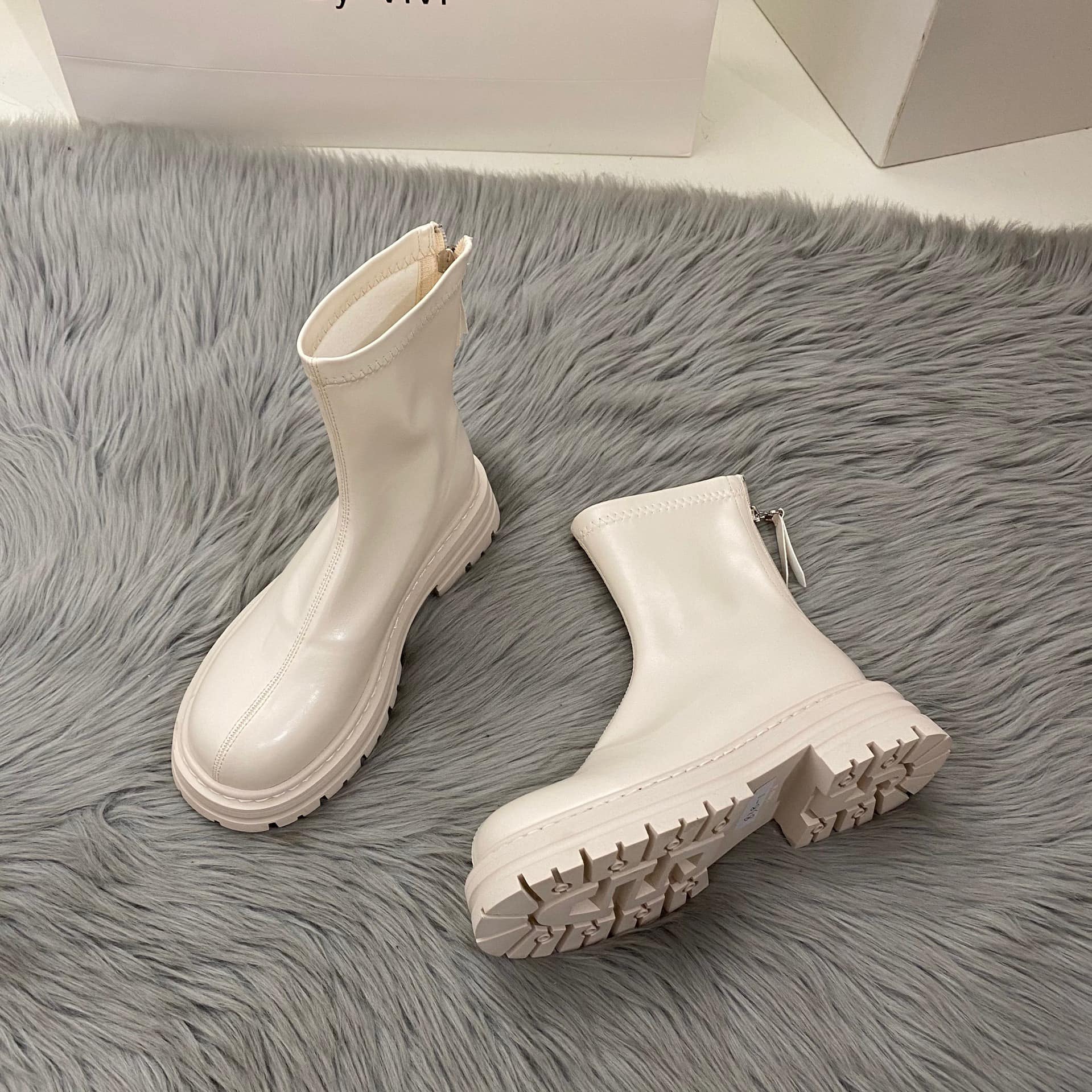 รหัส 0769 รองเท้าบูทสั้นซิปหลัง มี 2 สี - Image 3