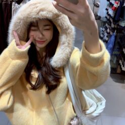 รหัส  0615  ชุดขึ้นเครื่องขนเฟอร์ มี 3 สี